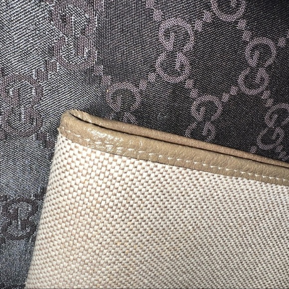 Vintage Gucci Clutch - Picture 10 of 10